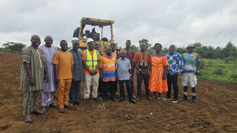 NSA Executive Commends Cricket Sierra Leone For Development Project At FBC