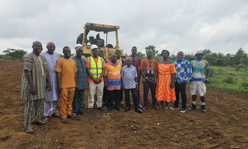 NSA Executive Commends Cricket Sierra Leone For Development Project At FBC